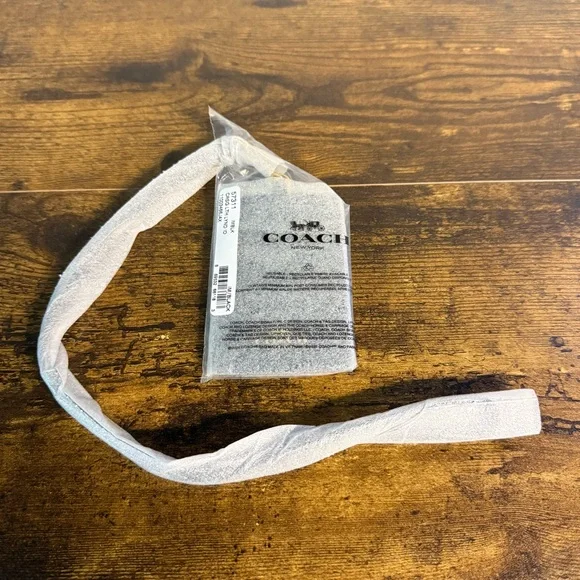 NEW - Coach Black Crossgrain Black Leather Lanyard-2 Credit Card Slots - Picture 1 of 4